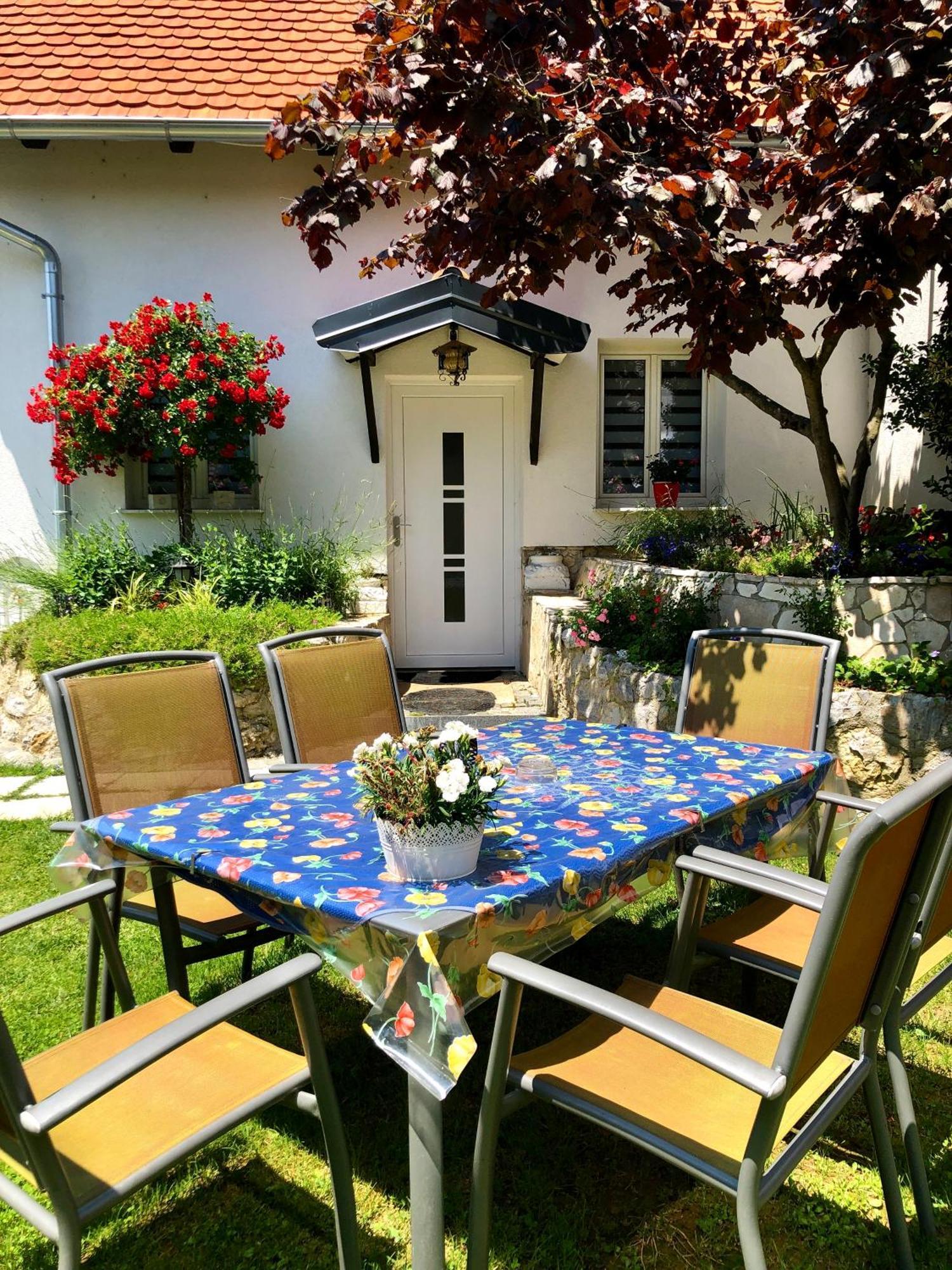 ואראז'דינסקה טופליצה Holiday House Apartments Dajcic מראה חיצוני תמונה